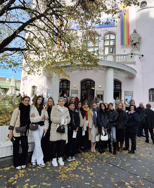 Volksoper Buddyprojekt hlmw9 2